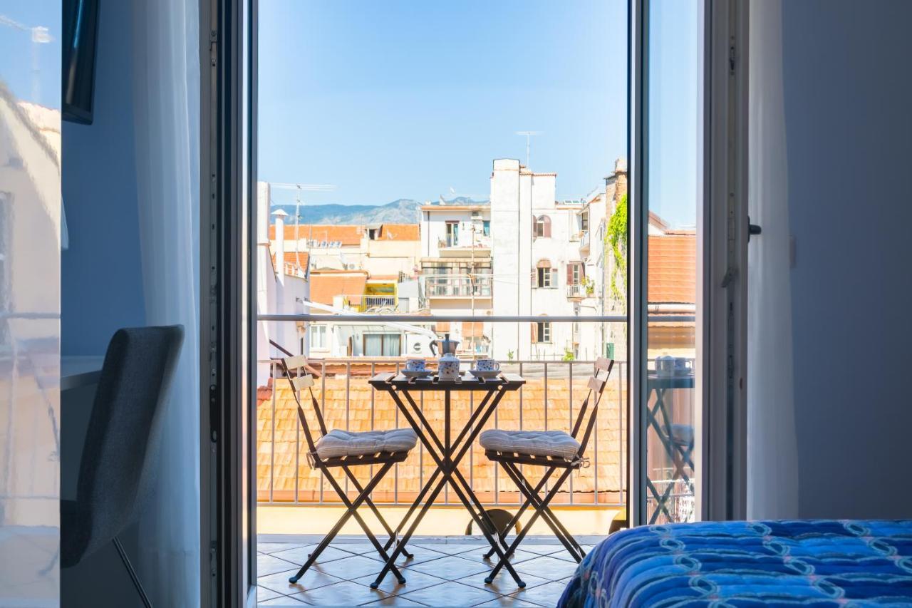 Casa Ela Bed & Breakfast Sorrento Exterior photo